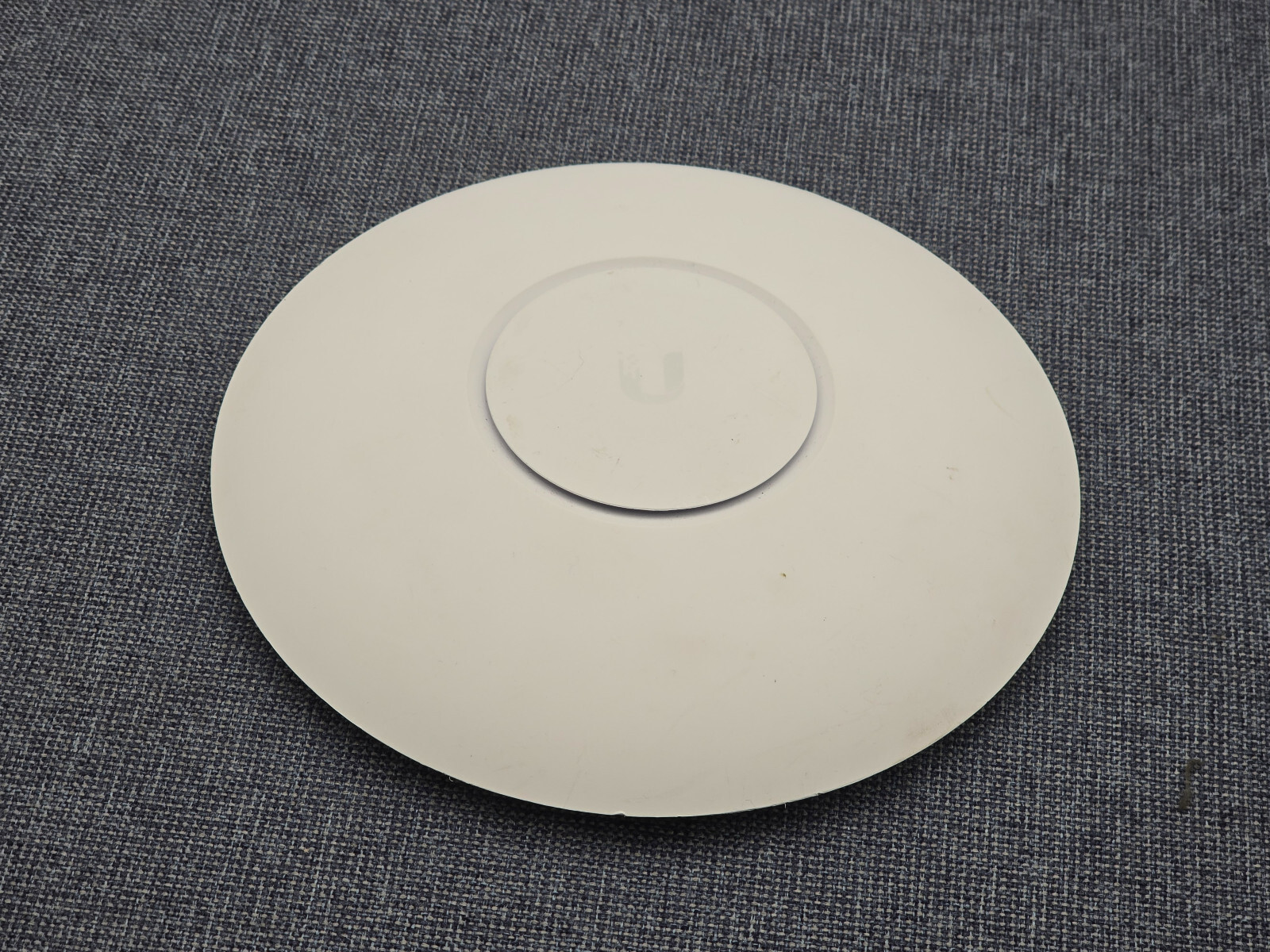 Ubiquiti UniFi UAP-AC-PRO Wireless Access Point - Dual-Band 802.11ac, Tested 1 Ubiquiti UniFi UAP-AC-PRO Wireless Access Point - Dual-Band 802.11ac, Tested