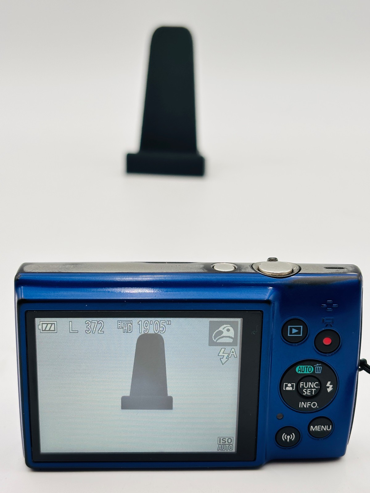 Canon PowerShot ELPH 190 IS Blue - For Parts *READ* 4 Canon PowerShot ELPH 190 IS Blue - For Parts *READ*