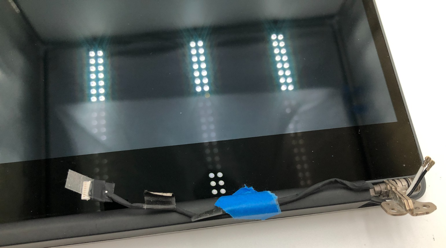 Dell Precision 5530 15.6″ (HXMYH) Complete Touchscreen Display Assembly w Screws 4 Dell Precision 5530 15.6″ (HXMYH) Complete Touchscreen Display Assembly w Screws