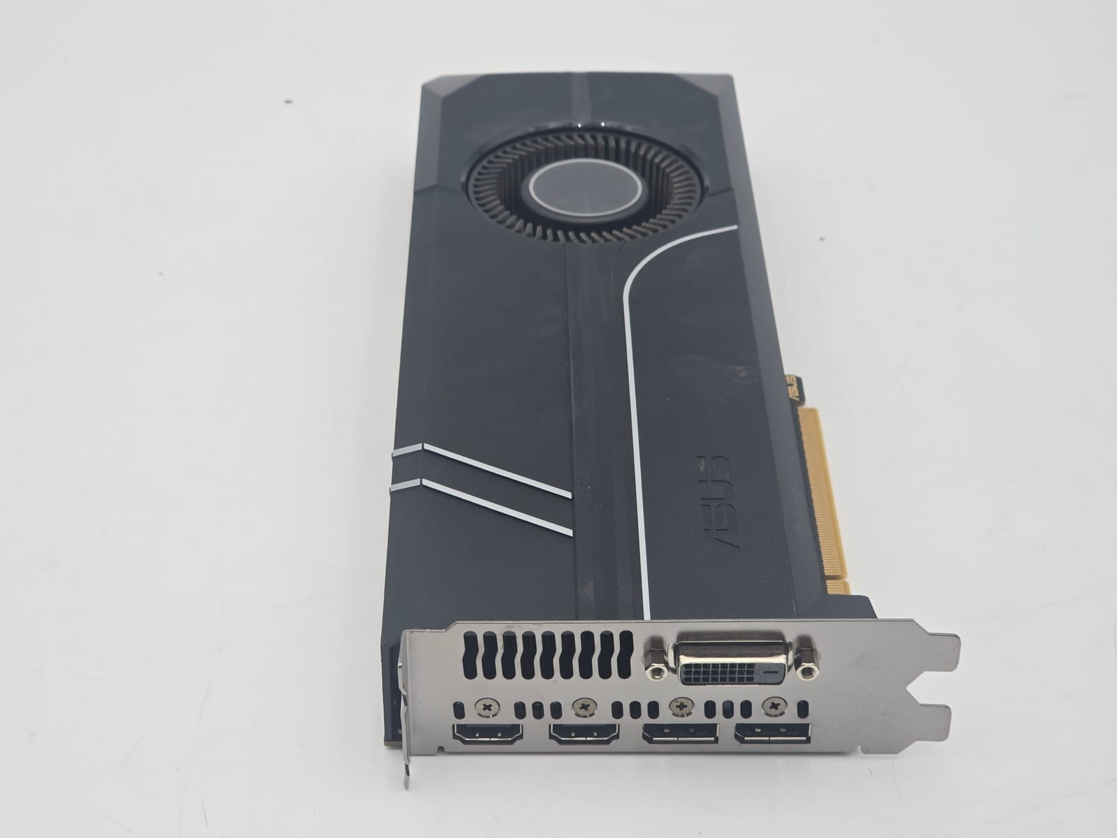 NVIDIA GeForce GTX 1080 8 GB GDDR5X PCIe Graphics Card 5x Multi-Display 3 NVIDIA GeForce GTX 1080 8 GB GDDR5X PCIe Graphics Card 5x Multi-Display