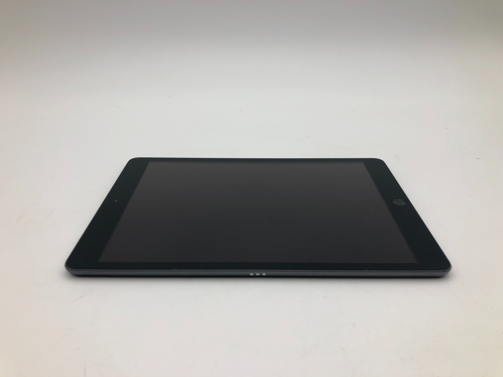 Apple iPad 8th Gen 32GB Space Gray WiFi 10.2" A2270 iPadOS Tested 4 Apple iPad 8th Gen 32GB Space Gray WiFi 10.2" A2270 iPadOS Tested
