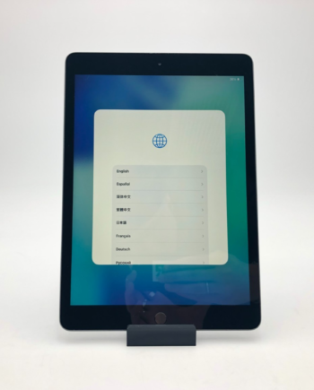 Apple iPad 8th Gen 32GB Space Gray WiFi 10.2" A2270 iPadOS Tested