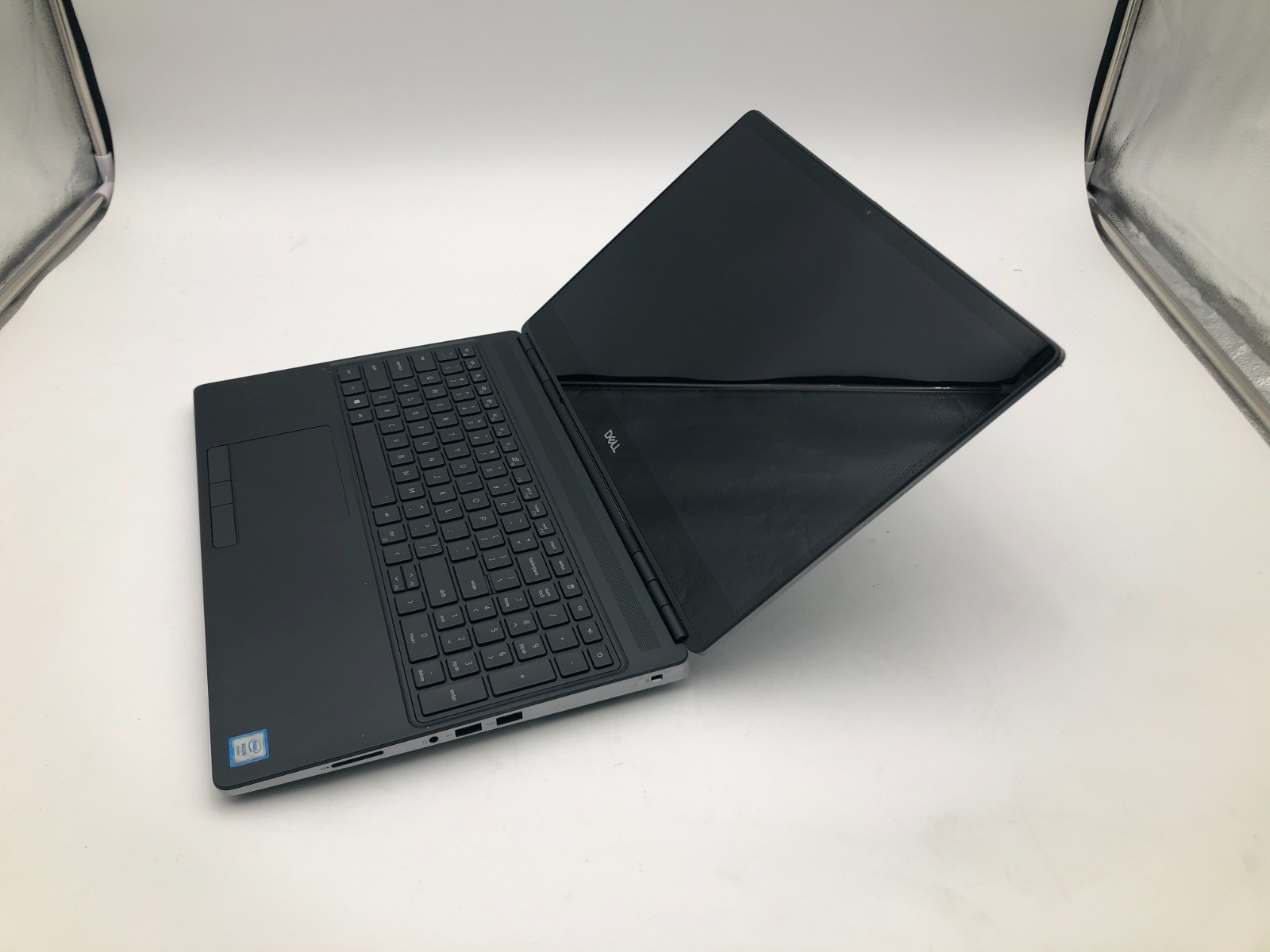 Dell Precision 7550 Touch Xeon W-10855M 64GB 256GB NVMe Quadro T2000 Win 11 Pro 4 Dell Precision 7550 Touch Xeon W-10855M 64GB 256GB NVMe Quadro T2000 Win 11 Pro