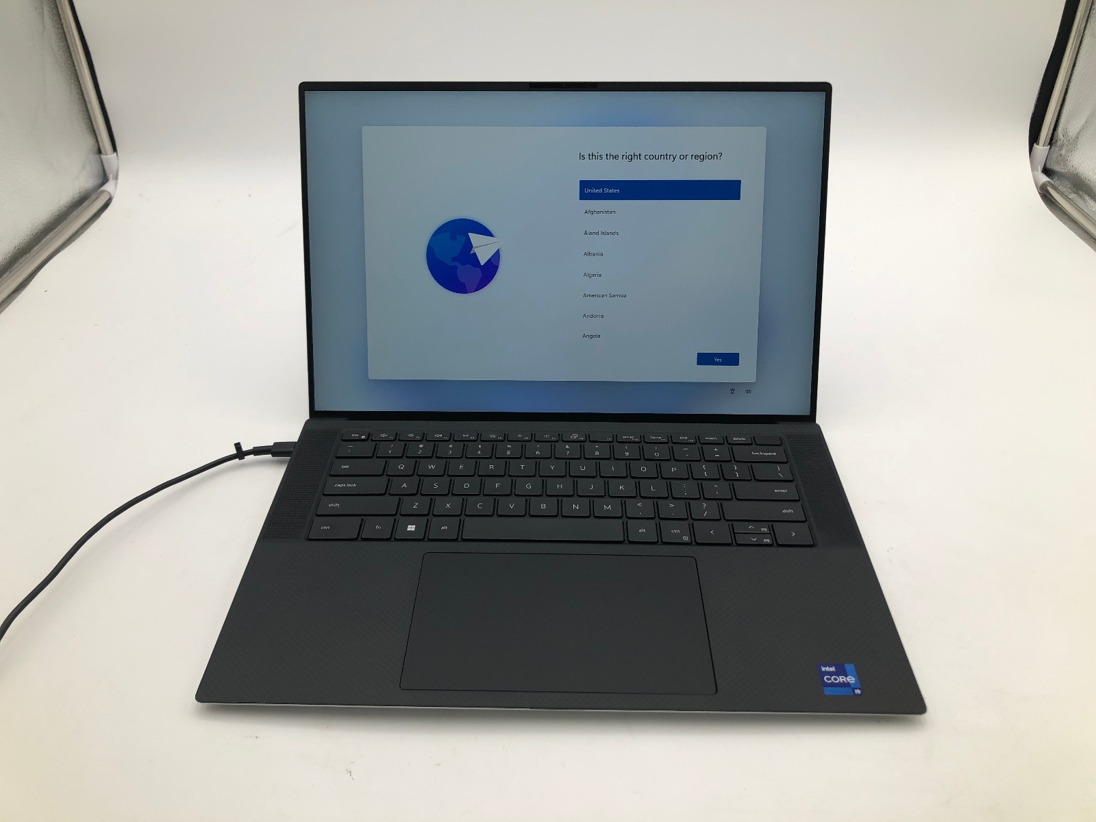 Dell XPS 15 9520 i9-12900HK 32GB 512GB NVMe RTX 3050 Ti Win11 Pro No Battery 1 Dell XPS 15 9520 i9-12900HK 32GB 512GB NVMe RTX 3050 Ti Win11 Pro No Battery