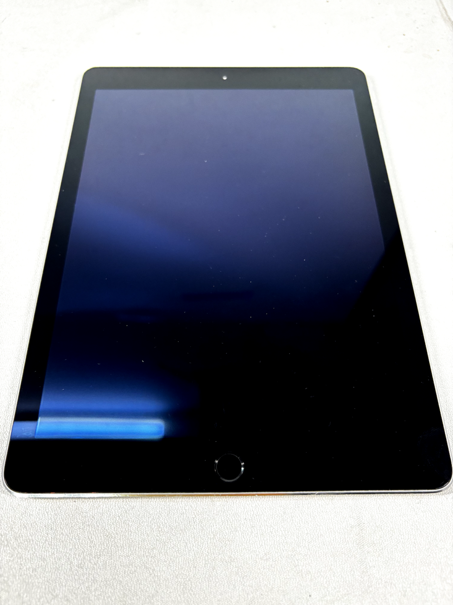 image of Apple iPad Air 2 64GB Wi Fi 97in Space Gray Used Good A1566 BH89 375758434182 4