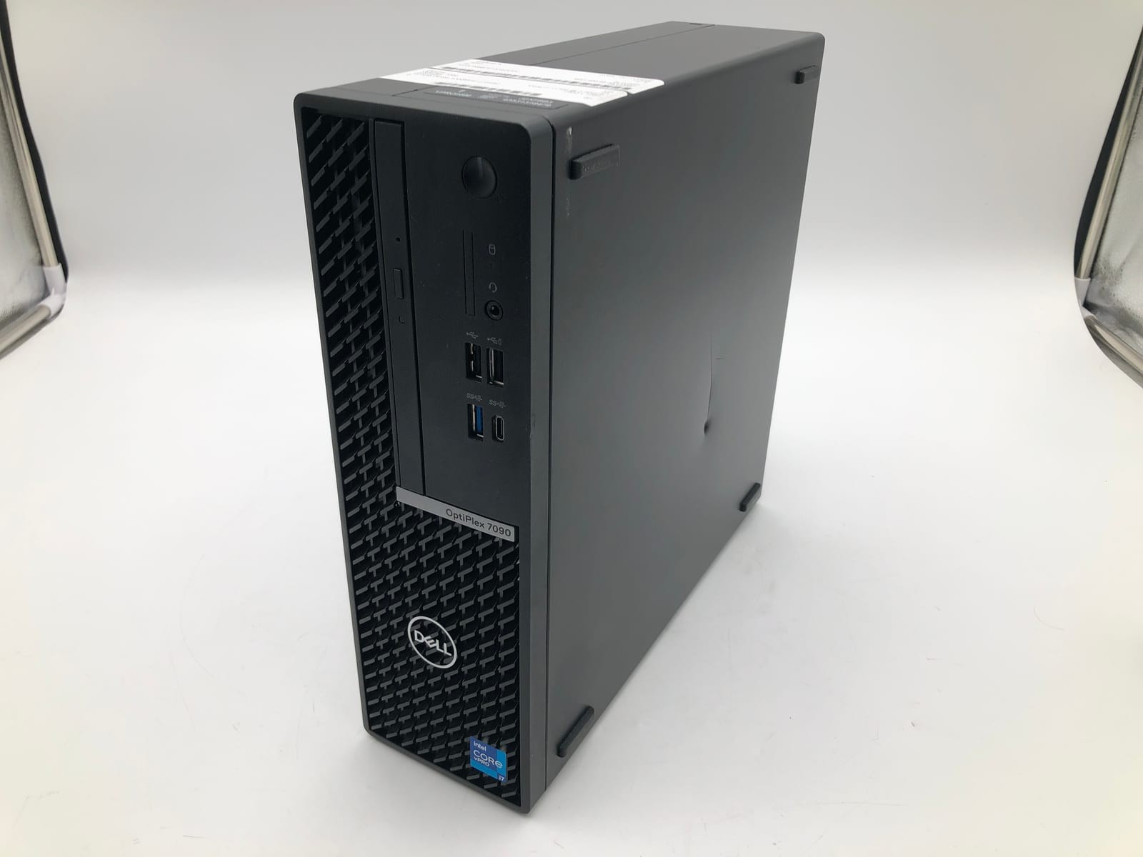 Dell | OptiPlex 7090 | i7-11700 | 16GB | 512GB NVMe SSD | Win 11 Pro 1 Dell | OptiPlex 7090 | i7-11700 | 16GB | 512GB NVMe SSD | Win 11 Pro