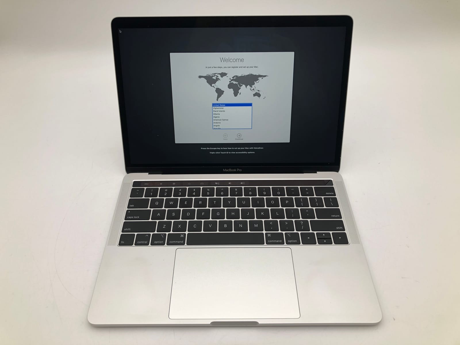 Apple MacBook Pro (13-inch, 2019, Two Thunderbolt 3 ports) Silver macOS 10.15.7 1 Apple MacBook Pro (13-inch, 2019, Two Thunderbolt 3 ports) Silver macOS 10.15.7