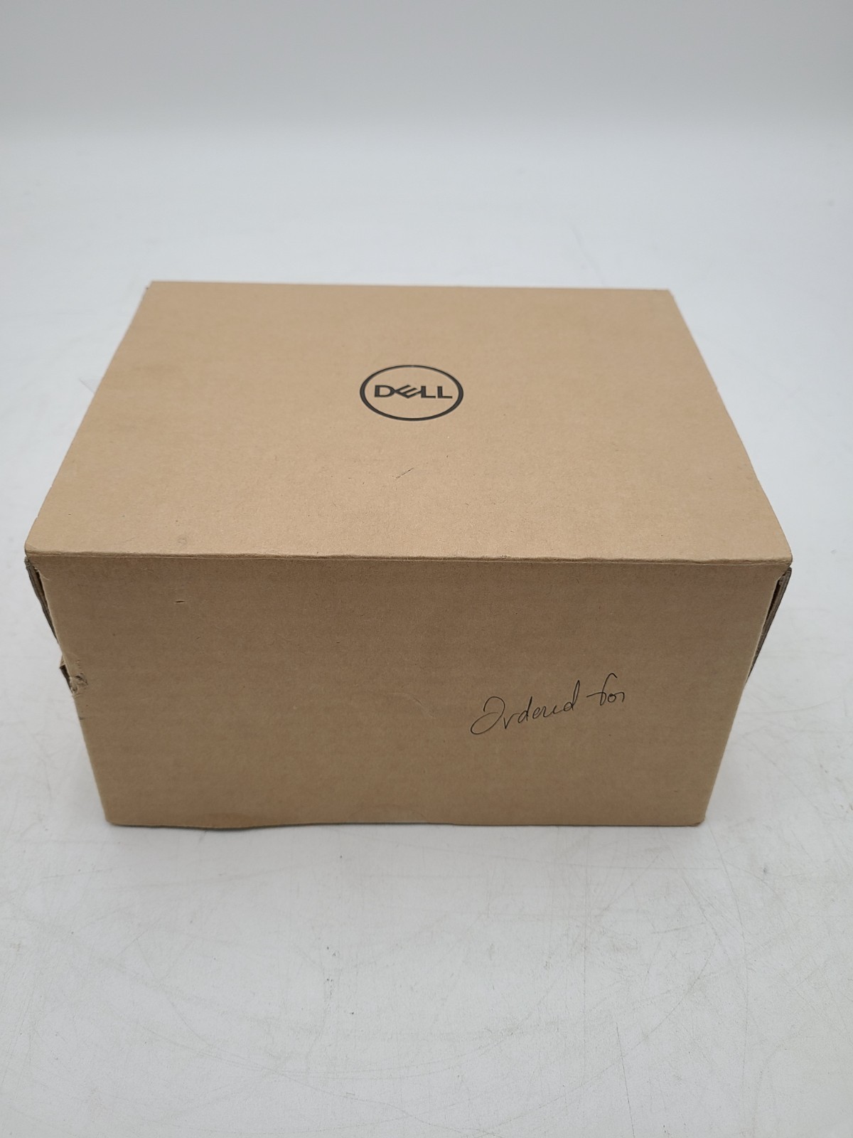 Dell D6000 Universal Dock USB-C 3 Dell D6000 Universal Dock USB-C