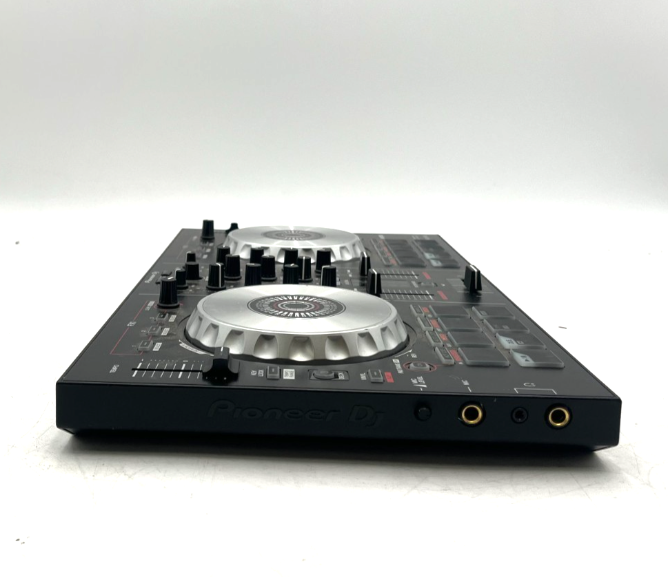 Pioneer DDJ-SB2 USB 2-Channel Serato Performance DJ Mixing Controller System 4 Pioneer DDJ-SB2 USB 2-Channel Serato Performance DJ Mixing Controller System