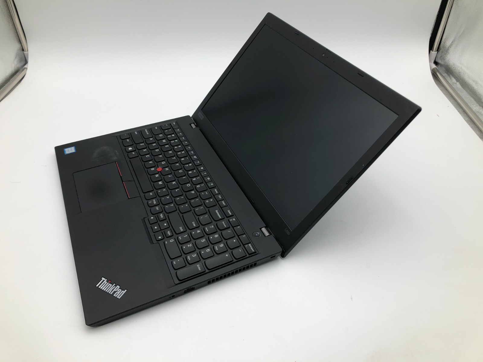 Lenovo ThinkPad L590 i5-8265U 8GB 256GB NVMe Win 11 Pro - Bad CMOS