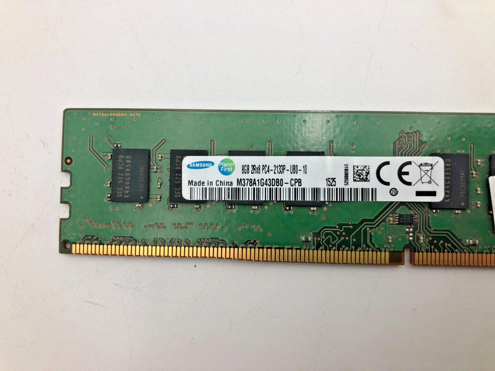 Samsung 8GB DDR4-2133 PC4-17000U Desktop RAM M378A1G43DB0-CPB 1Rx8 DIMM 3 Samsung 8GB DDR4-2133 PC4-17000U Desktop RAM M378A1G43DB0-CPB 1Rx8 DIMM