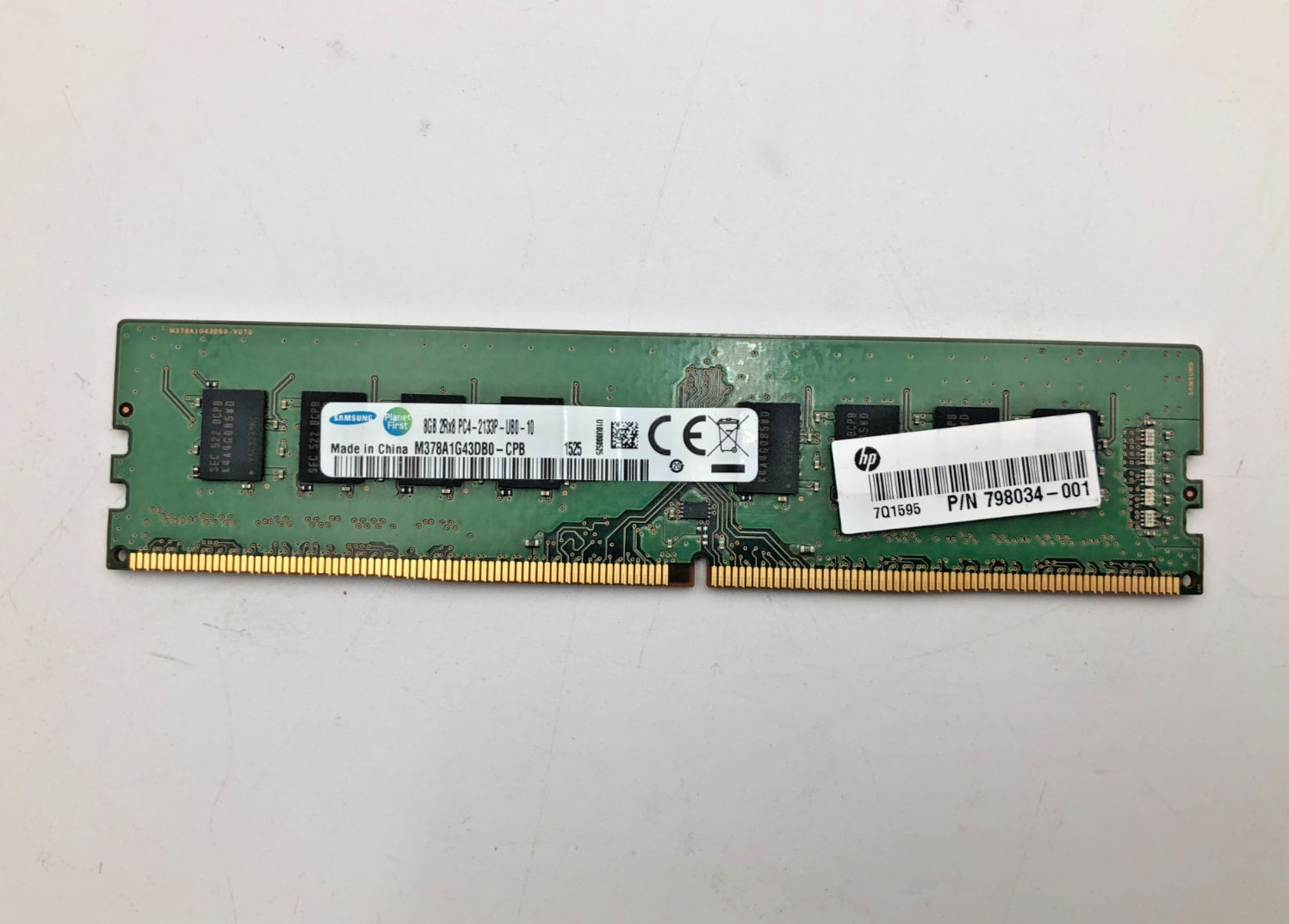 Samsung 8GB DDR4-2133 PC4-17000U Desktop RAM M378A1G43DB0-CPB 1Rx8 DIMM 1 Samsung 8GB DDR4-2133 PC4-17000U Desktop RAM M378A1G43DB0-CPB 1Rx8 DIMM