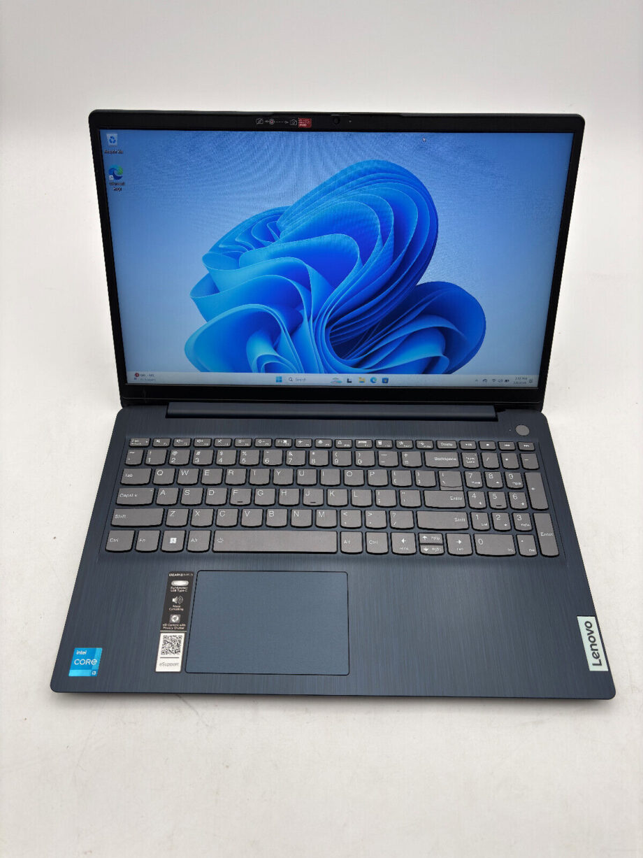 Lenovo IdeaPad 3i 15IAU7- i3 1215U 8GB 256GB SSD Windows11 Home