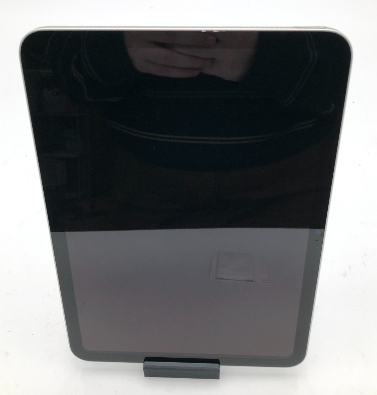 Apple iPad 10.9" 10th Gen 64GB Silver Wi‑Fi A2696 (Unlocked) – Battery 100% 3 Apple iPad 10.9" 10th Gen 64GB Silver Wi‑Fi A2696 (Unlocked) – Battery 100%