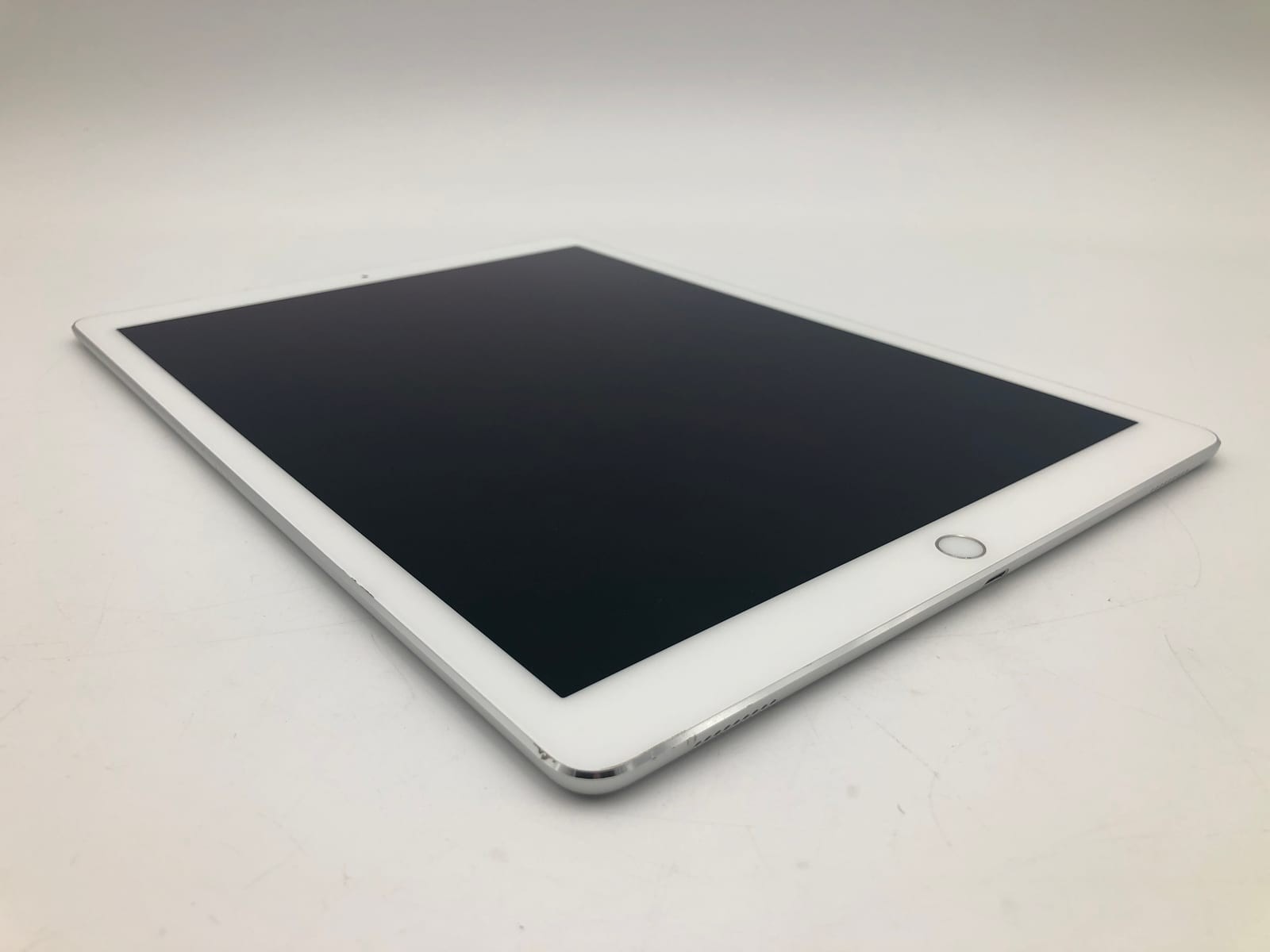 Apple iPad Pro 12.9 inch (1st Gen) 256GB Silver Unlocked ML3W2LL/A iOS Smartph 2 5 Apple iPad Pro 12.9 inch (1st Gen) 256GB Silver Unlocked ML3W2LL/A iOS Smartph 2