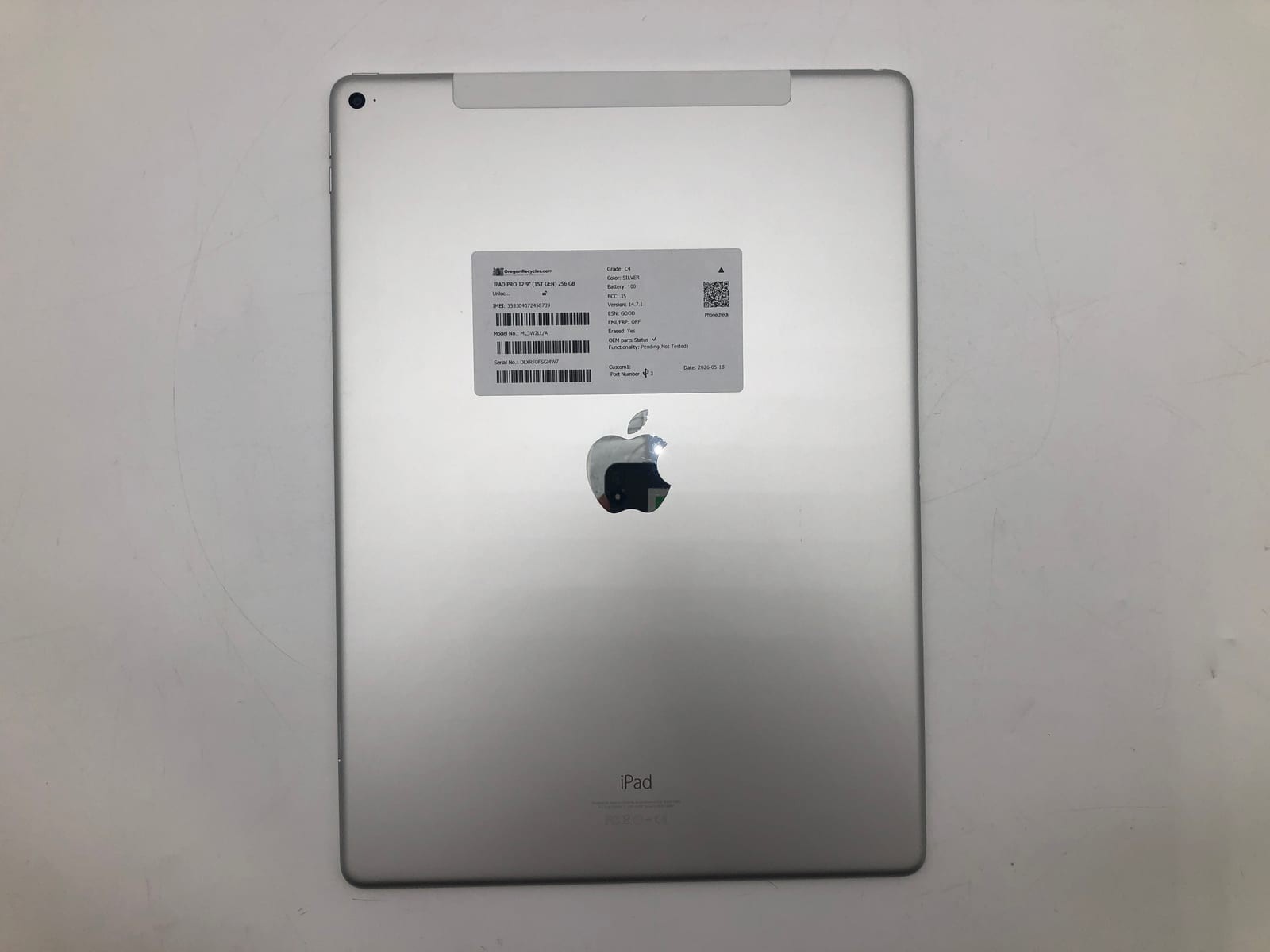 Apple iPad Pro 12.9 inch (1st Gen) 256GB Silver Unlocked ML3W2LL/A iOS Smartph 2 6 Apple iPad Pro 12.9 inch (1st Gen) 256GB Silver Unlocked ML3W2LL/A iOS Smartph 2