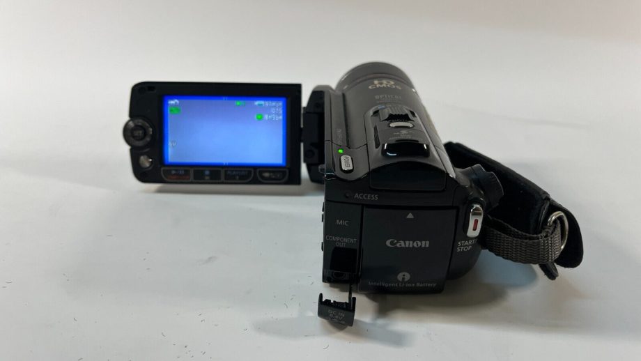 image of Canon VIXIA HF20 32 GB High Definition Flash Media Camcorder Tested 355766727053 6