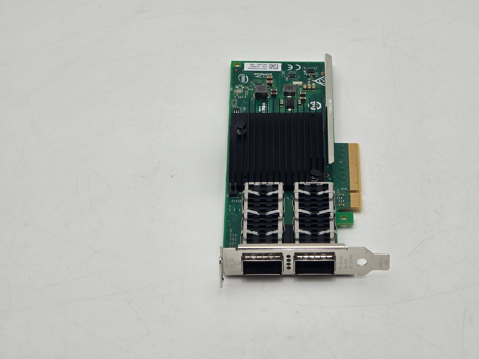 Dell Intel X710 2x 10 GbE SFP+ PCIe 3.0 x8 Network Adapter 08DKFV 3 Dell Intel X710 2x 10 GbE SFP+ PCIe 3.0 x8 Network Adapter 08DKFV