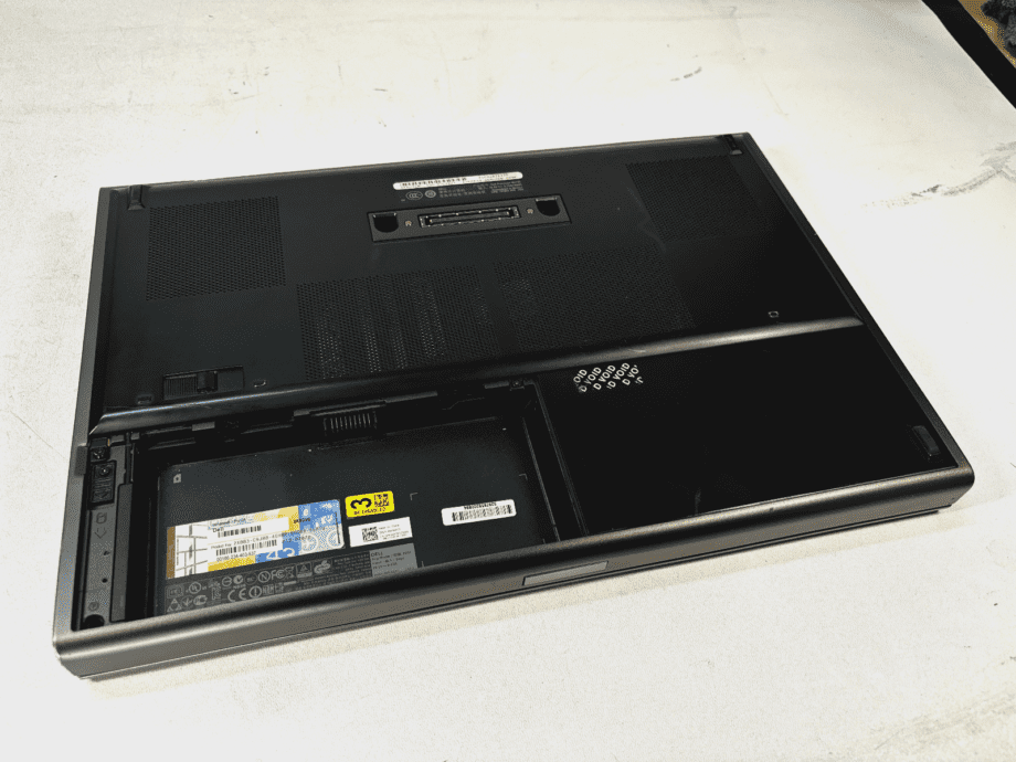 image of Dell Precision M4700 i7 3840QM 16GB No HDDOSBatt Ready to Build 355995771773 6