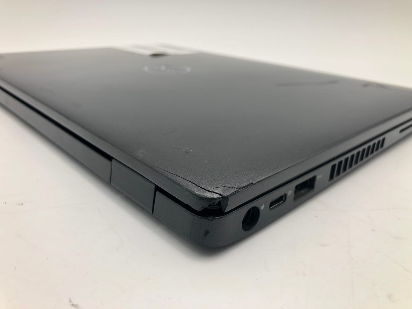 Dell | Latitude 5400 | i7-8665U | 16GB | 128GB SSD | Win 11 Pro | No Battery 7 Dell | Latitude 5400 | i7-8665U | 16GB | 128GB SSD | Win 11 Pro | No Battery