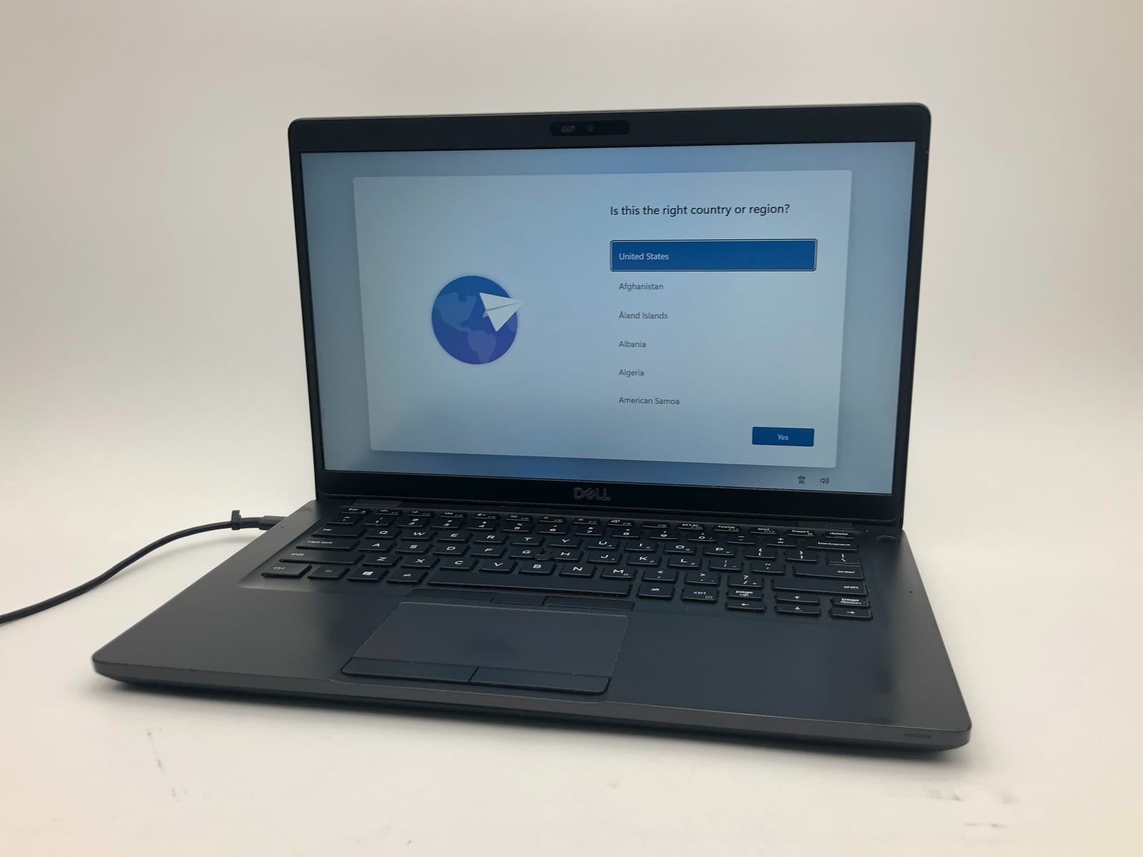 Dell | Latitude 5400 | i7-8665U | 16GB | 128GB SSD | Win 11 Pro | No Battery 1 Dell | Latitude 5400 | i7-8665U | 16GB | 128GB SSD | Win 11 Pro | No Battery