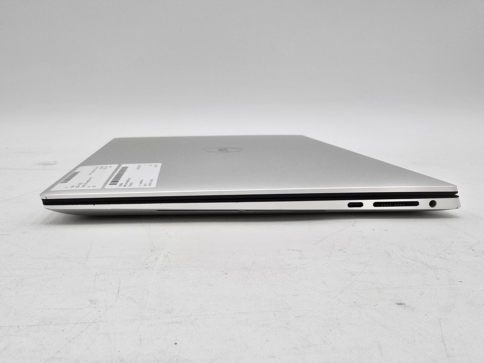 Dell XPS 15 9520 | i9-12900HK | 32GB RAM | 512GB SSD | RTX 3050 Ti | W11P 10 Dell XPS 15 9520 | i9-12900HK | 32GB RAM | 512GB SSD | RTX 3050 Ti | W11P