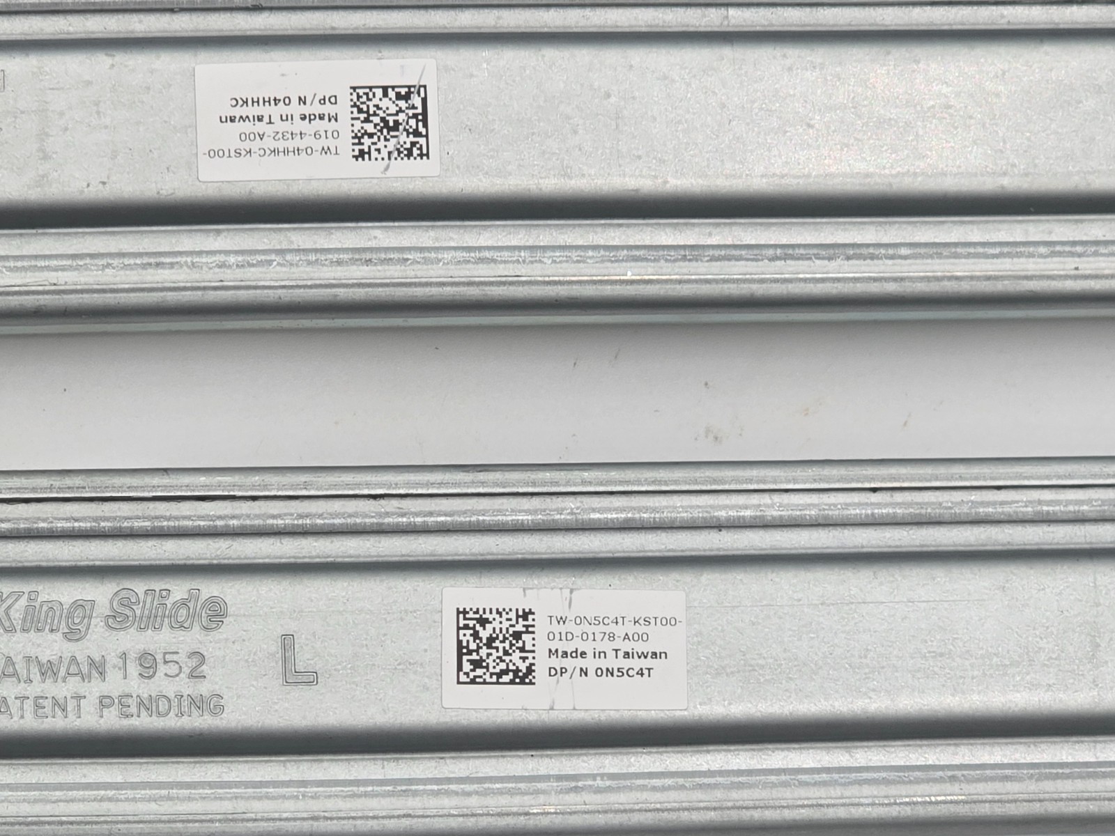 Dell Sliding Rail Kit A11 HS5610 R440 R450 R6415 R6515 R650 R650xs R660xs 3 Dell Sliding Rail Kit A11 HS5610 R440 R450 R6415 R6515 R650 R650xs R660xs