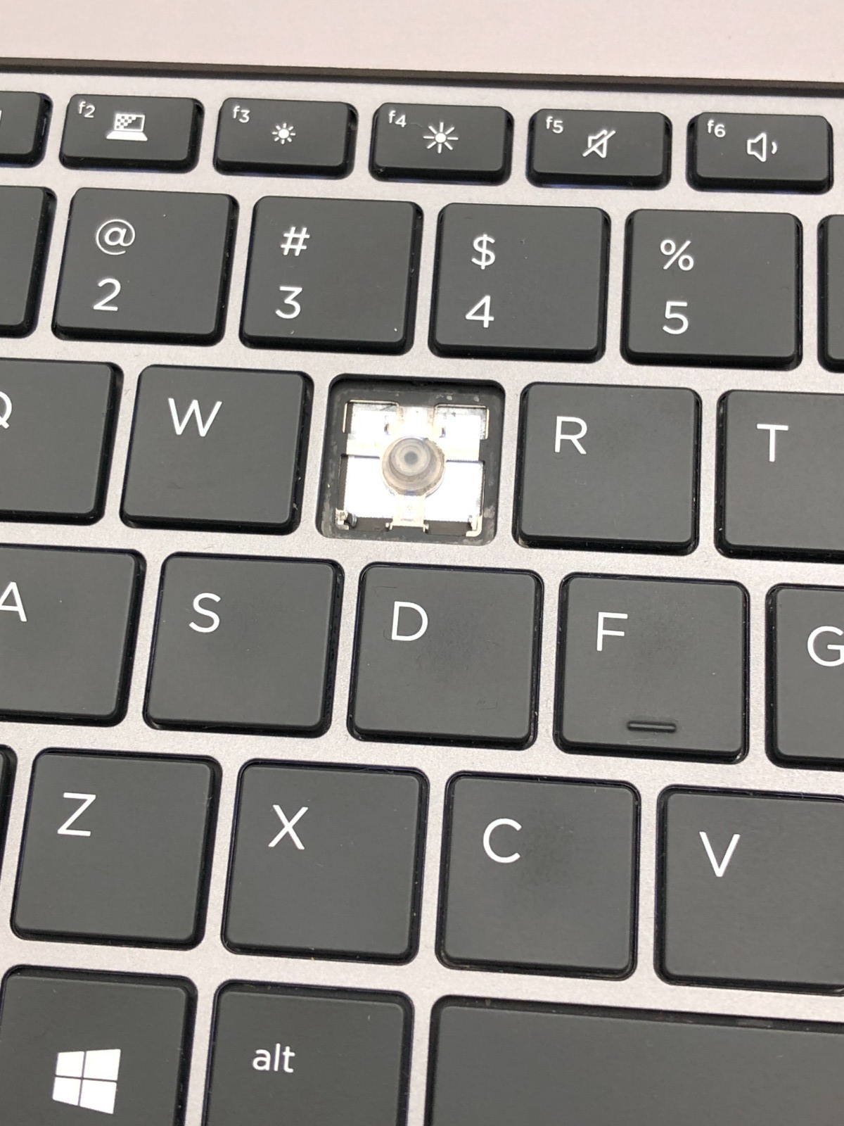 HP ZBook 15u G6 i5-8265U 8GB 256GB SSD 15.5" FHD Win 11 Pro WX 3200 4 HP ZBook 15u G6 i5-8265U 8GB 256GB SSD 15.5" FHD Win 11 Pro WX 3200