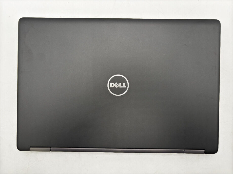 Dell Precision 3520 - Xeon E3 v6- 32GB 512GB SSD W11P - Quadro M620 - No Battery