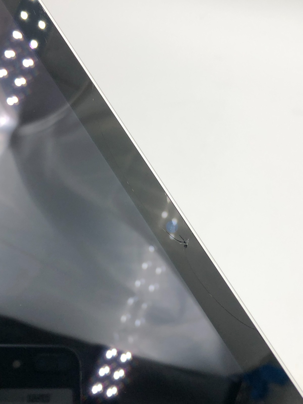 Apple iPad 10.9" 10th Gen 64GB Silver Wi‑Fi A2696 (Unlocked) – Battery 100% 5 Apple iPad 10.9" 10th Gen 64GB Silver Wi‑Fi A2696 (Unlocked) – Battery 100%