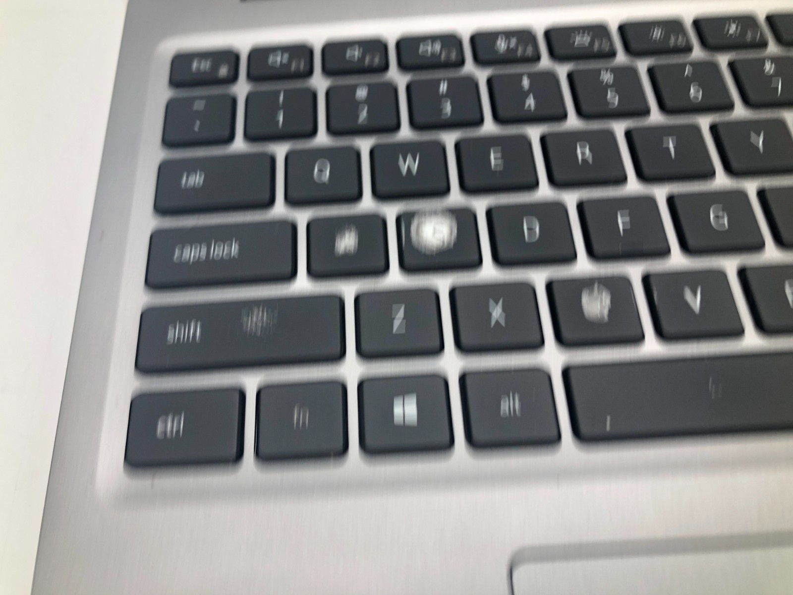 Dell Latitude 5520 i5-1145G7 16GB 256GB NVMe SSD 15.5" FHD Win 11 Pro No Battery 8 Dell Latitude 5520 i5-1145G7 16GB 256GB NVMe SSD 15.5" FHD Win 11 Pro No Battery