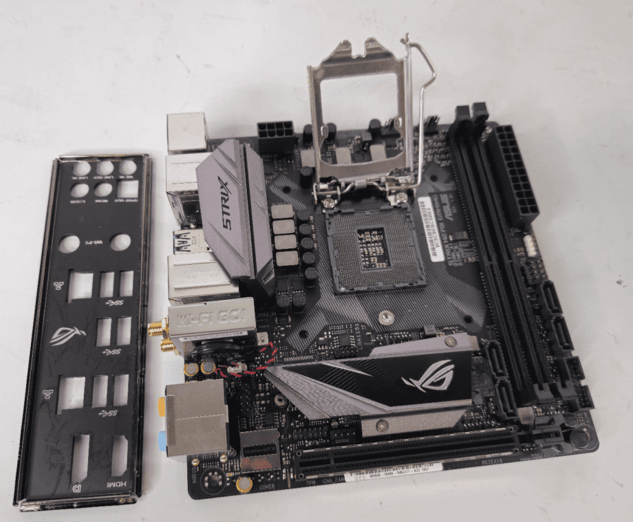 image of ASUS ROG STRIX H270I GAMING Motherboard Intel H270 LGA 1151 DDR4 M2 Mini ITX DP 355740213084