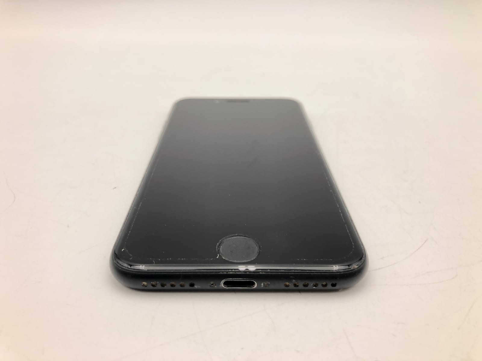 Apple iPhone 7 32GB Black Unlocked MNAY2LL/A iOS Smartphone Tested 82% Battery 3 Apple iPhone 7 32GB Black Unlocked MNAY2LL/A iOS Smartphone Tested 82% Battery