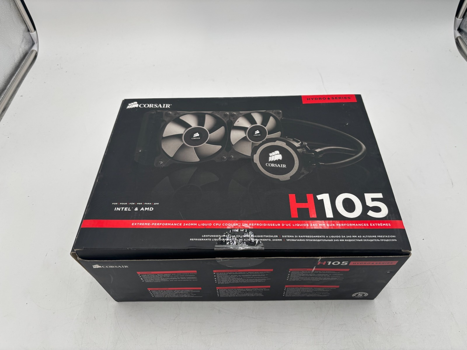 Corsair H105 Hydro Series 240mm Liquid CPU Cooler New in box C9F6 1 Corsair H105 Hydro Series 240mm Liquid CPU Cooler New in box C9F6