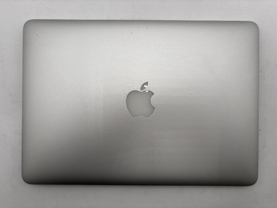 MacBook Pro 13 Mid 2014- i5 4278U@2.60GHz -  8GB RAM No HDD/OS - Ready to Build