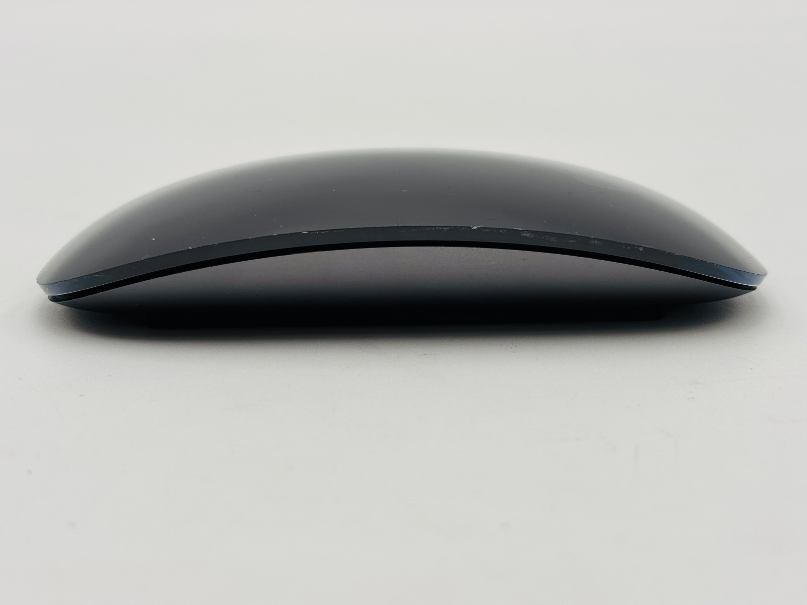 Apple Magic Mouse 2 A1657 - Rechargable - Space Gray 5 Apple Magic Mouse 2 A1657 - Rechargable - Space Gray