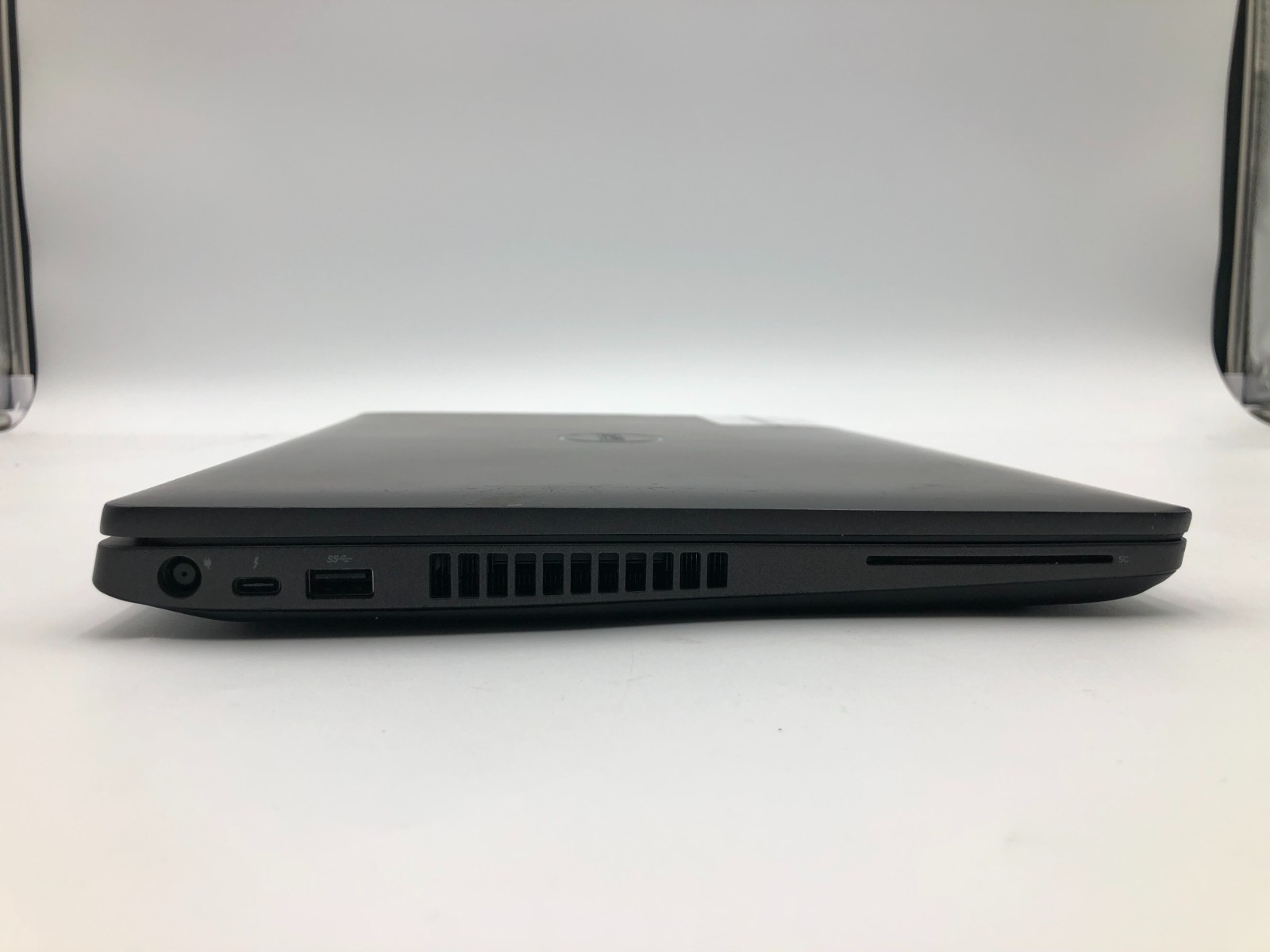 Dell Latitude 5501 i7-9850H 16GB 512GB NVMe SSD 15.6" FHD Win 11 Pro No Battery 8 Dell Latitude 5501 i7-9850H 16GB 512GB NVMe SSD 15.6" FHD Win 11 Pro No Battery