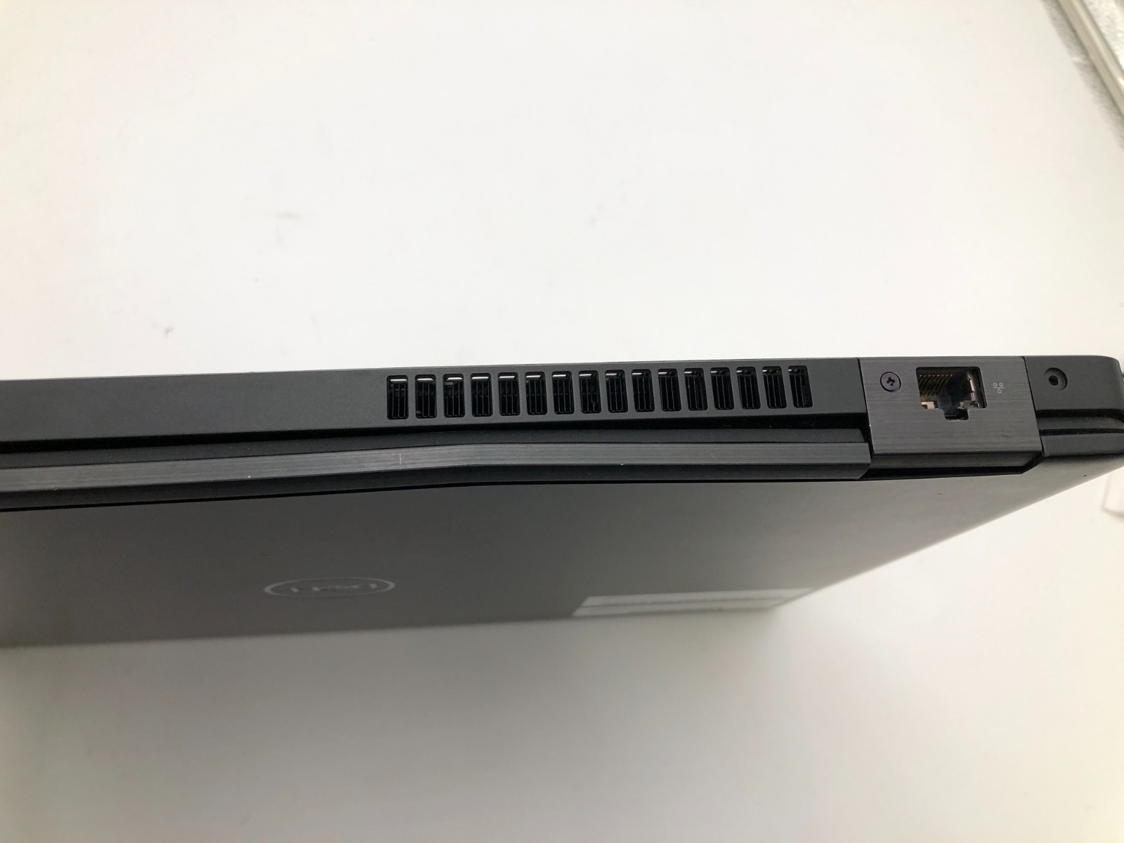 Dell Latitude 5590 i5-8350U 8GB 256GB SSD Win 11 Pro 15.6" FHD Laptop *Read* 5 Dell Latitude 5590 i5-8350U 8GB 256GB SSD Win 11 Pro 15.6" FHD Laptop *Read*