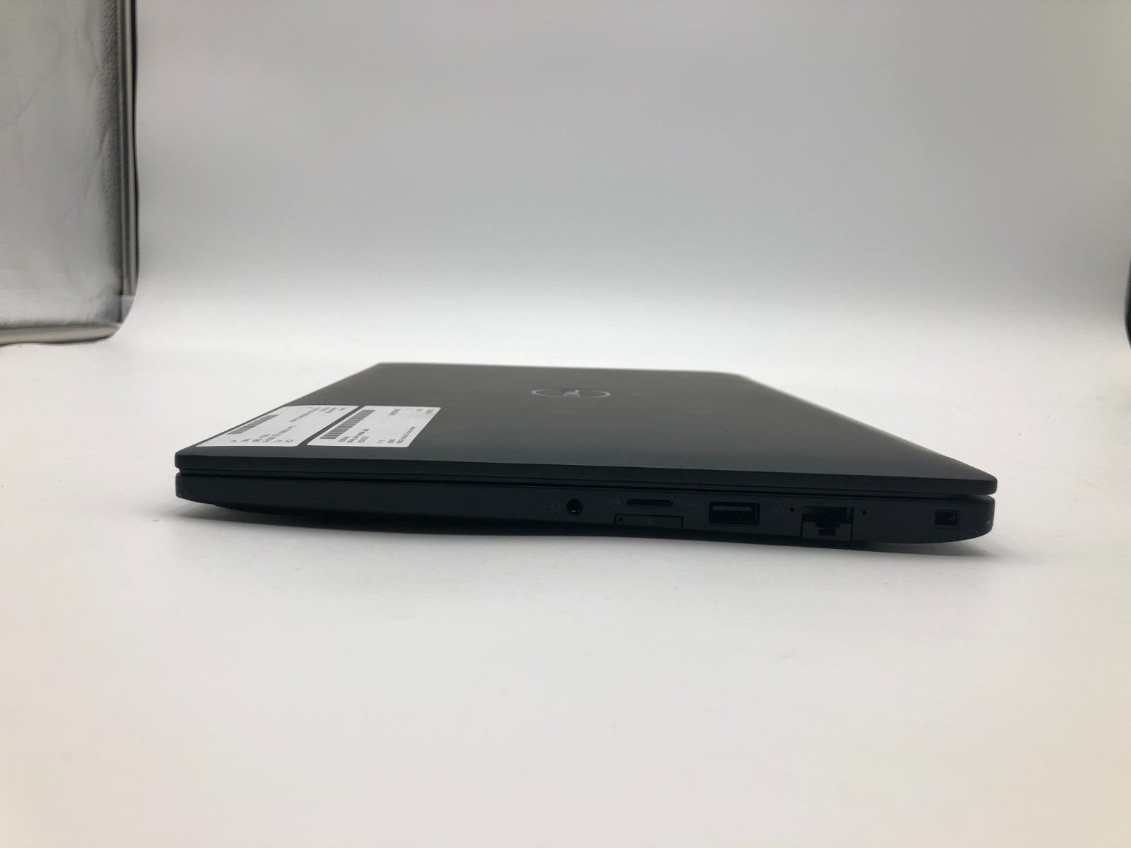 Dell Latitude 7490 i7-8650U 16GB 256GB NVMe SSD 14" FHD Win 11 Pro No Battery 7 Dell Latitude 7490 i7-8650U 16GB 256GB NVMe SSD 14" FHD Win 11 Pro No Battery