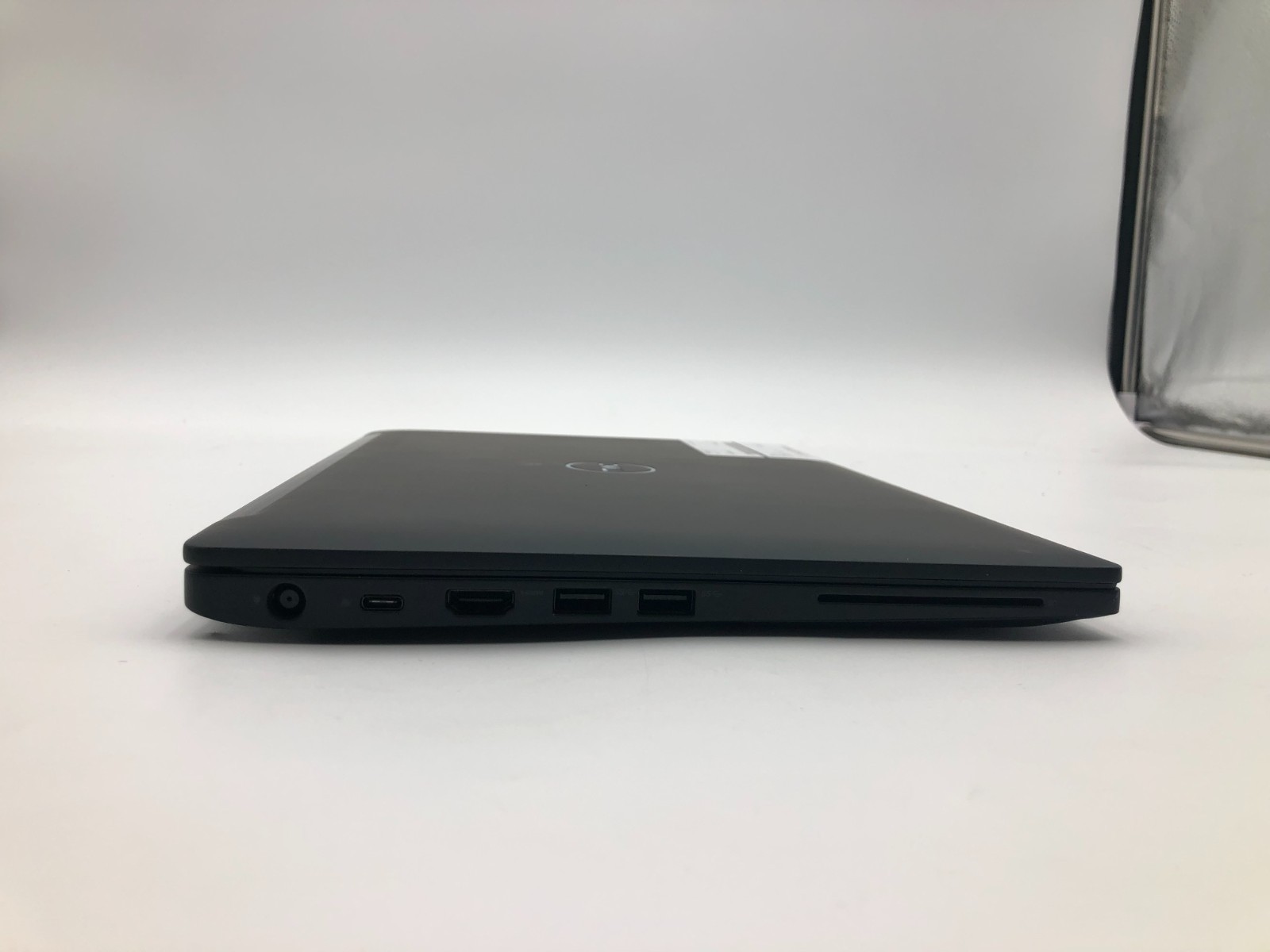 Dell Latitude 7490 i7-8650U 16GB 256GB NVMe SSD 14" FHD Win 11 Pro No Battery 8 Dell Latitude 7490 i7-8650U 16GB 256GB NVMe SSD 14" FHD Win 11 Pro No Battery