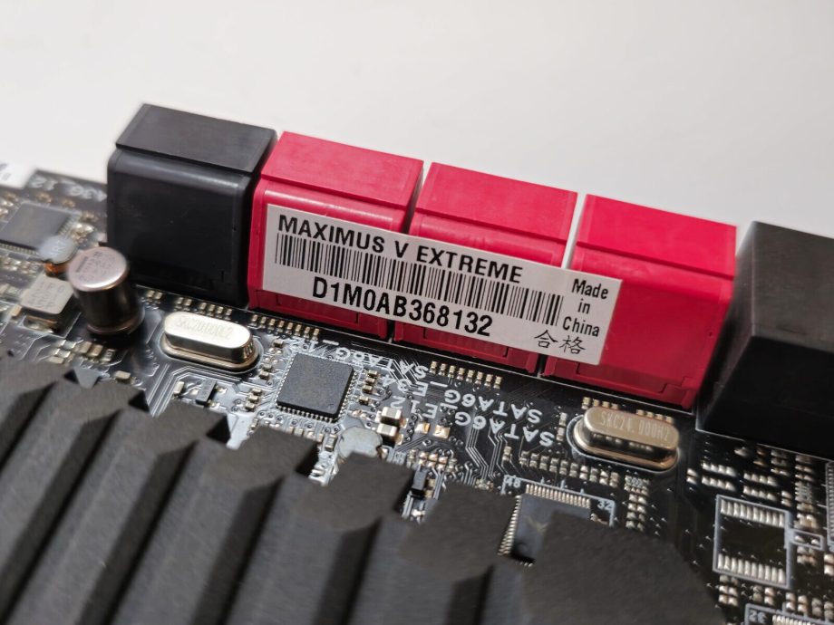 image of ASUS Maximus V EXTREME LGA 1155 Intel Z77 DDR3 HDMI SATA 6Gbs USB 30 375429547006 4