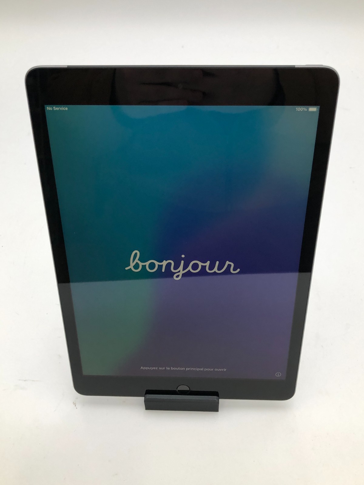 Apple iPad 10.2-inch 32GB Space Gray A2200 (Unlocked) – Battery 89% 1 Apple iPad 10.2-inch 32GB Space Gray A2200 (Unlocked) – Battery 89%