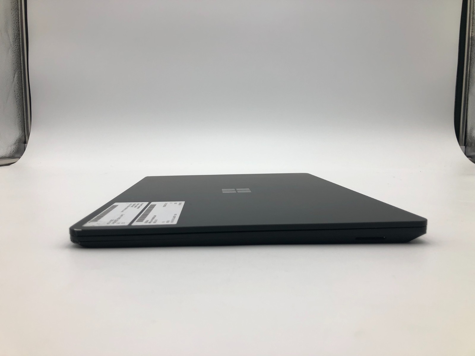 Microsoft Surface Laptop 4 i5-1145G7 8GB 512GB NVMe 13.5" 2256x1504 Win 11 Pro 7 Microsoft Surface Laptop 4 i5-1145G7 8GB 512GB NVMe 13.5" 2256x1504 Win 11 Pro