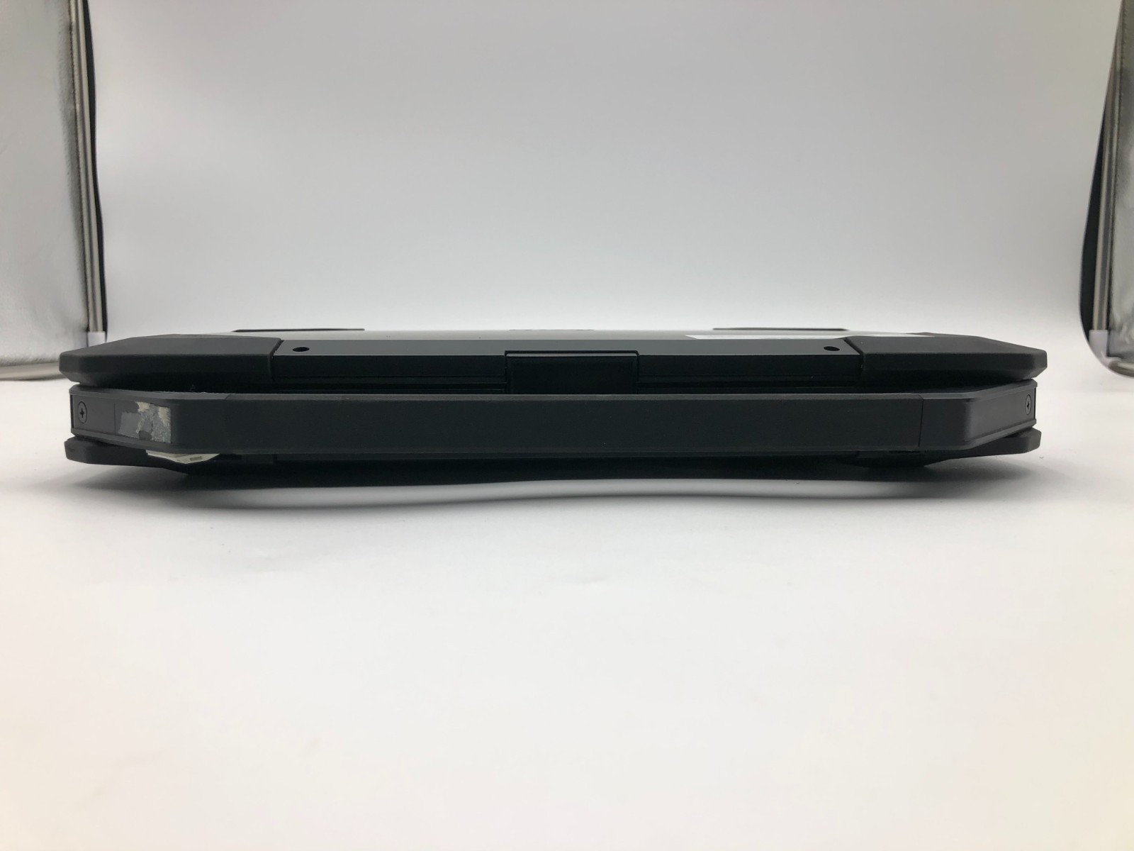 Dell Latitude 5414 i5-6300U 8GB Rugged Laptop 14" HD No OS No SSD DVD-RW 5 Dell Latitude 5414 i5-6300U 8GB Rugged Laptop 14" HD No OS No SSD DVD-RW