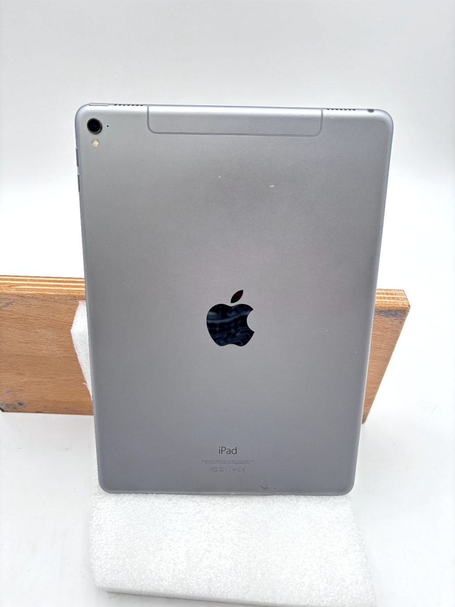 image of Apple iPad Pro 1st Gen 32GB Wi Fi 4G Unlocked 97 in Space Gray 356257481766 2