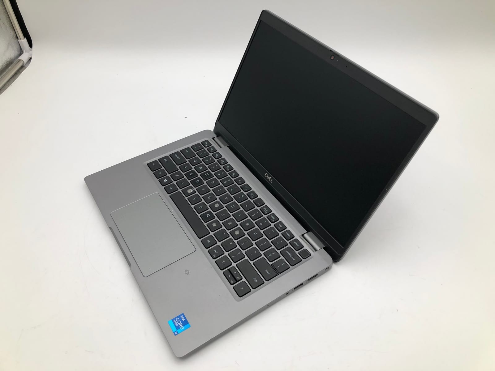 Dell | Latitude 5320 | i7-1185G7 | 16GB | 256GB NVMe | Win 11 Pro | No Battery 3 Dell | Latitude 5320 | i7-1185G7 | 16GB | 256GB NVMe | Win 11 Pro | No Battery