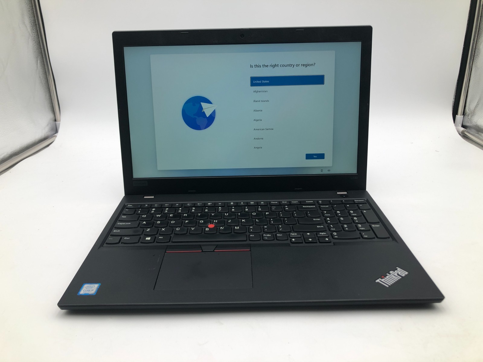 Lenovo ThinkPad L590 i5-8265U 8GB 256GB NVMe SSD 15.5