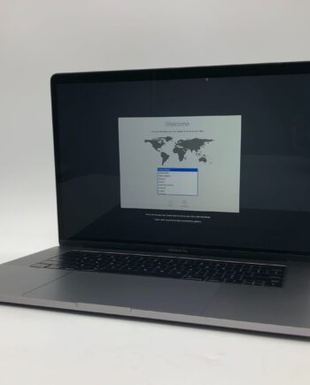 Apple | MacBook Pro (15-inch, 2016) | Intel(R) Core(TM) i7-6820HQ | 92% Battery