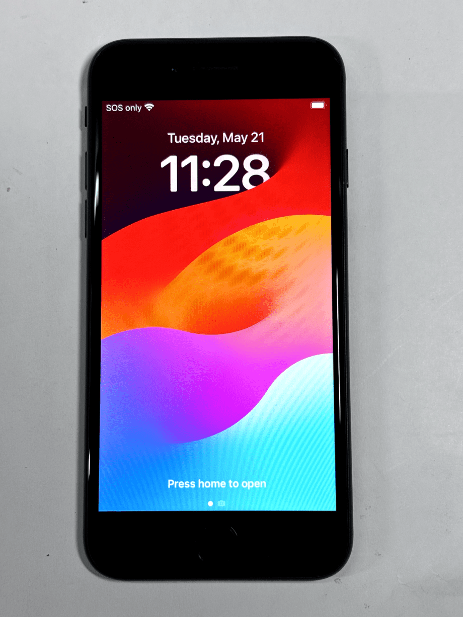 image of Apple iPhone SE 2020 64 GB Black Verizon Used Very Good 355731871586 2