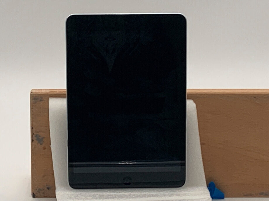 image of Apple iPad mini 2 A1489 32 GB Wi Fi 79 in Space GrayBlack BH96 356344919496 2